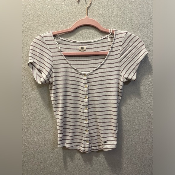kids made here Tops - Cotton neck in u t-shirt